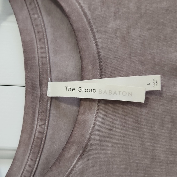 Like New Aritzia Babaton Foundation Crew Short Sleeve Tee - Picture 2 of 4